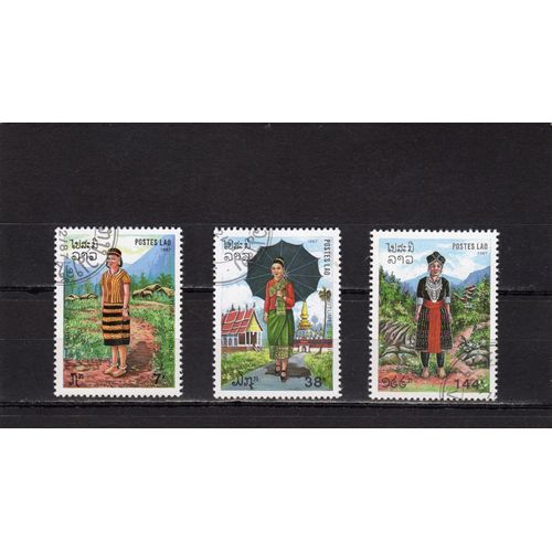 Timbres-Poste Du Laos (Femmes En Tenues Traditionnelles)