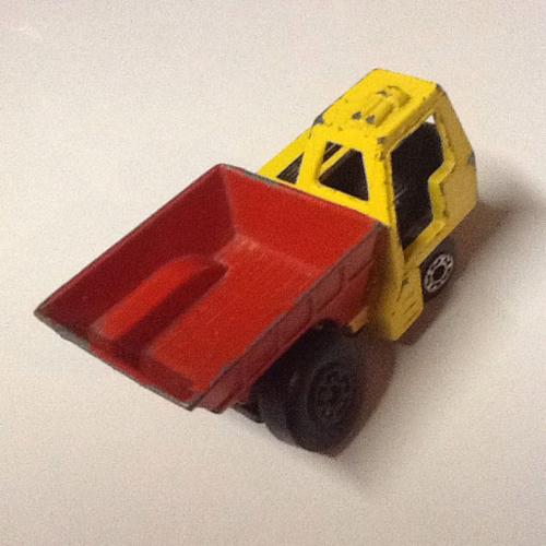 Matchbox Tracto Pelle Rouge Et Jaune