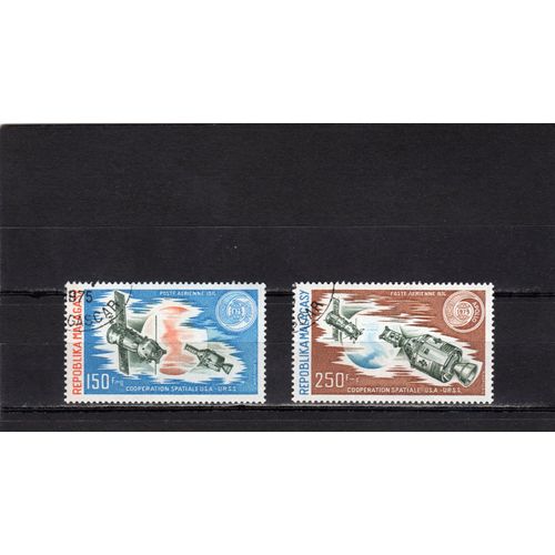 Timbres De Poste Aérienne De Madagascar (Coopération Spatiale U.S.A.-U.R.S.S.)