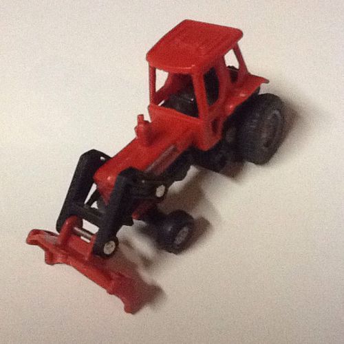 Petit Tracteur Rouge 1/90