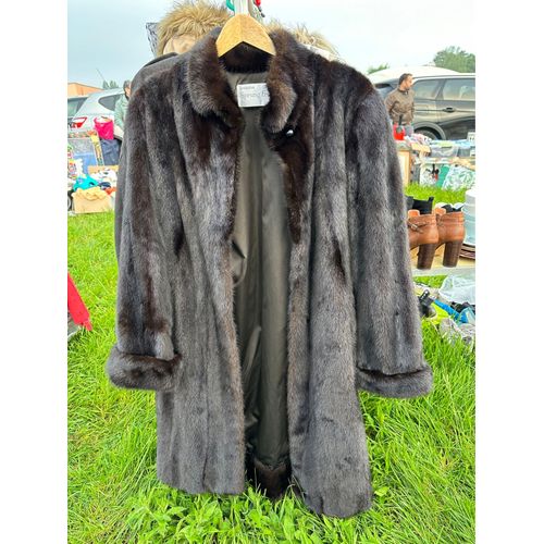 Manteau En Fourrure De Vison