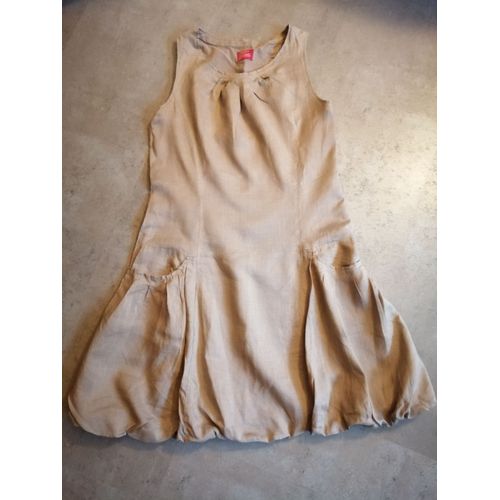 Robe Beige Foncé Taille 38 Blanche Porte