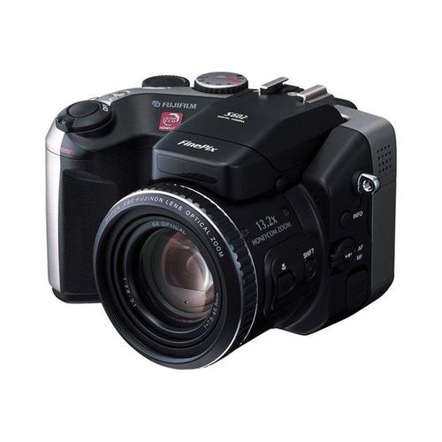 Appareil photo Compact Fujifilm FinePix S602 Zoom Noir compact - 3.1 MP / 6.0 MP (interpolé) - 6x zoom optique - noir, gris métallisé