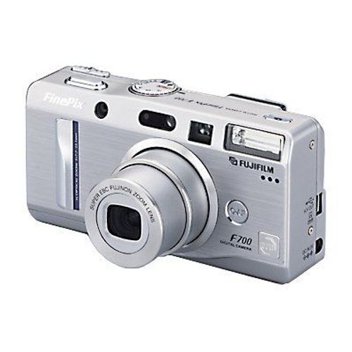 Appareil photo Compact Fujifilm FinePix F700  compact - 6.2 MP - 3x zoom optique