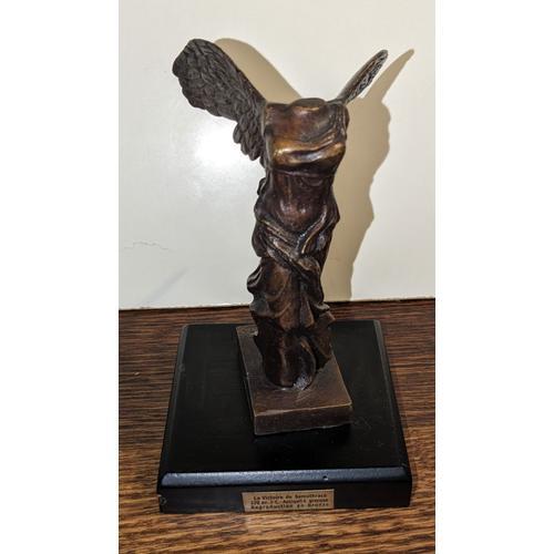 statuette reproduction en bronze "la victoire de samothrace"