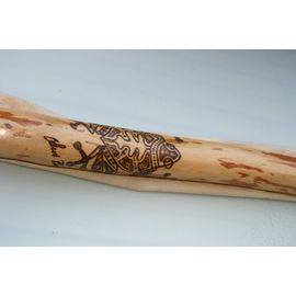 Didgeridoo En Eucalyptus Fabriqué Par Lewis Burns