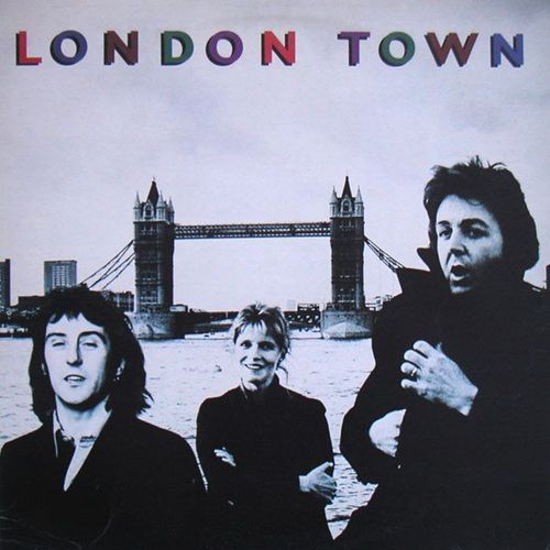 « London Town » [Vinyle 33 Tours 12¿ - 1978] : London Town / Cafe On The Left Bank / I'm Carrying / Backwards Traveller / Cuff Link / Children Children / Girlfriend / I've Had Enough (+ 6)