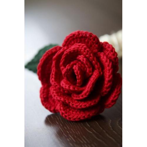 Rose éternelle au crochet