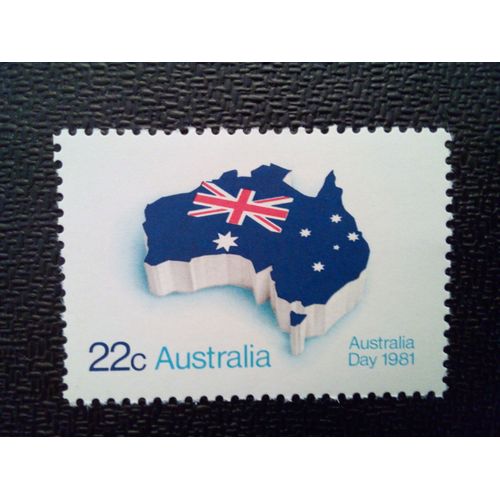 Timbre Australie Yt 726 Drapeau Sur L'australie 1981 ( 9912 )