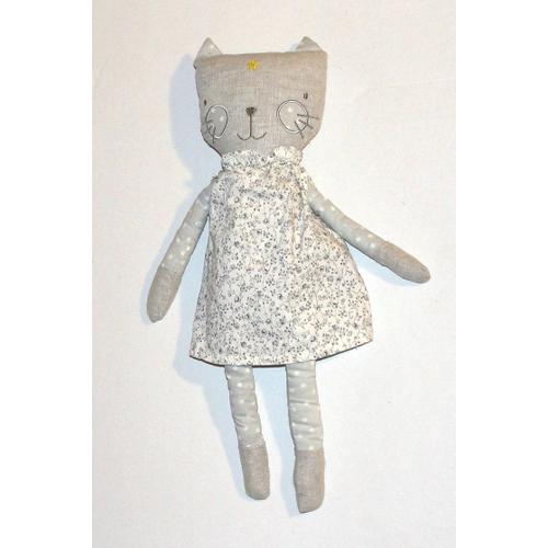 Doudou Chat Atmosphera For Kids Peluche Chat Gris Beige Robe A Fleurs Etoile Doré