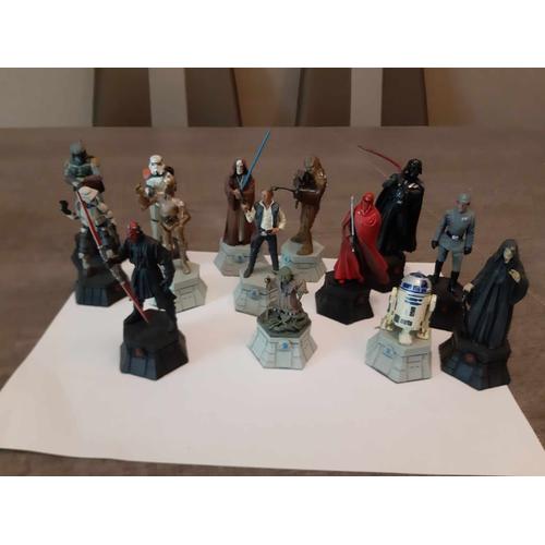 Lot De 14 Figurines En Plomb " Star Wars " , Magazines Altaya Édition 2010. Possibilité De Déloter À 15 Euros La Figurine.