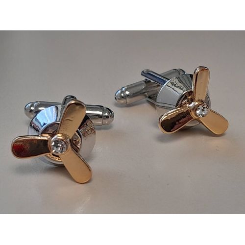 Boutons De Manchettes Hélice Avec Incrustation De Couleurs Argent Et Dorée Pour De L'élégance