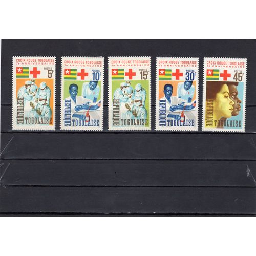 Timbres-Poste Du Togo (7ème Anniversaire De La Croix-Rouge Togolaise)