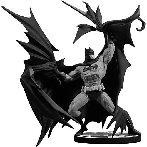 Figurine En Résine Lansay Batman By Denys Cowan Noir Et Blanc