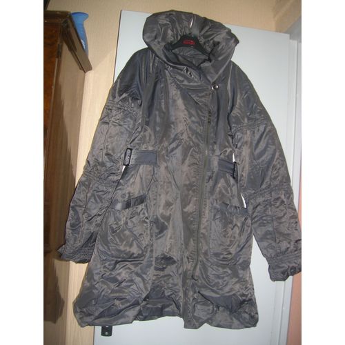 Parka Chaude Zippée Phildar Taille 38 Polyester 65%,Polyamide 35%.