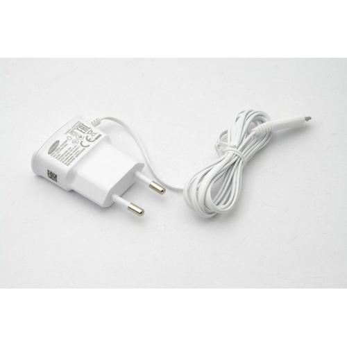 Chargeur compact Samsung Galaxy S I9000 cable micro-usb 700mAh