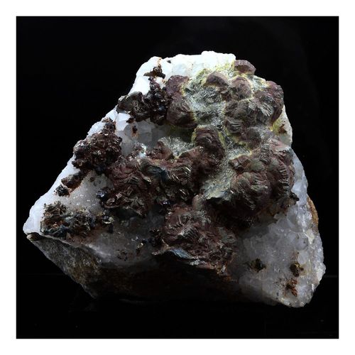 Quartz + Marcassite. 1530.0 Ct. Antweiller, Eifel, Allemagne..