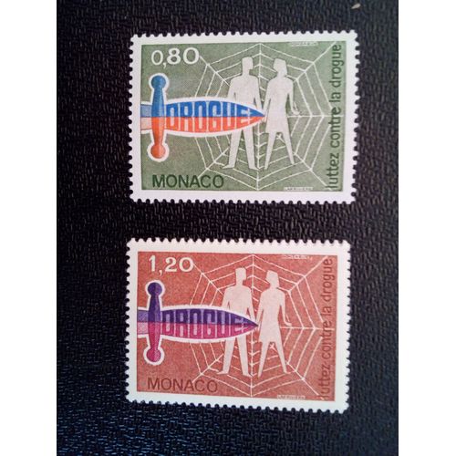 Timbre Monaco Yt 1074 - 1075 Couple Humain Dans La Toile D'araignée, Épée 1976 ( 021012 )