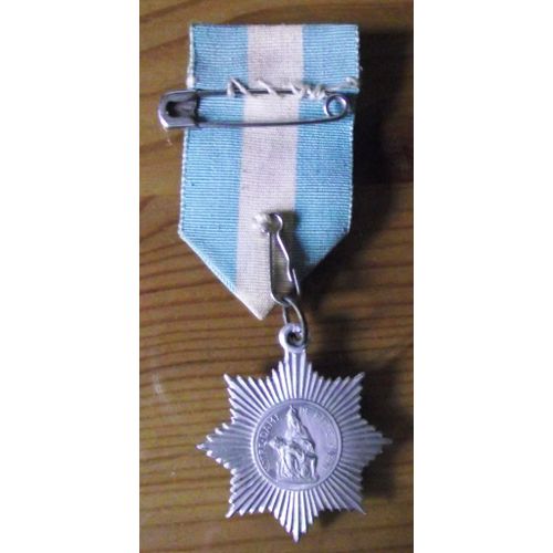 Médaille Ancienne Notre Dame De Pitié Ppn Diamètre 3cm.