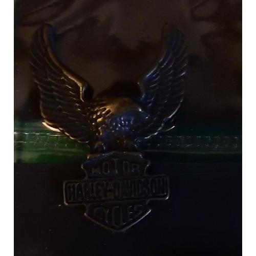 Pins / Pin's Harley Davidson : Grand Aigle Ailes Deployees Tenant Ecusson Heraldique / Double Fixation Arriere / Lot-16