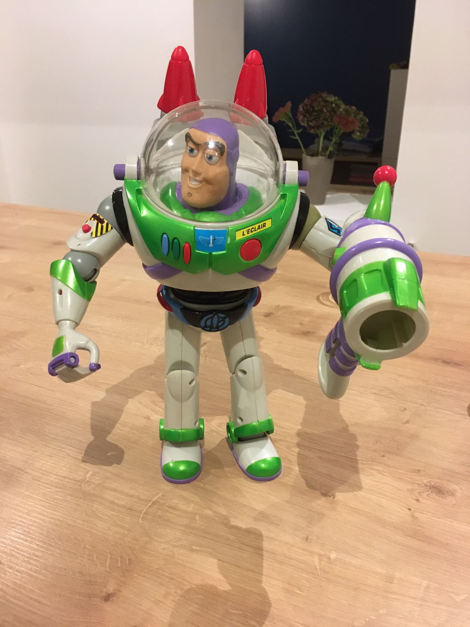 Buzz L'éclair parlant 30 cm Hasbro - figurine