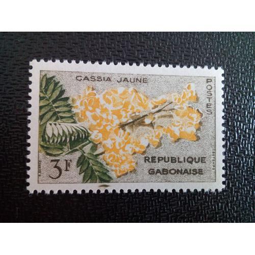 Timbre Gabon Yt 156 Arbre De Douche Doré (Cassia Fistula "Deareana") 1961 ( 071012 )