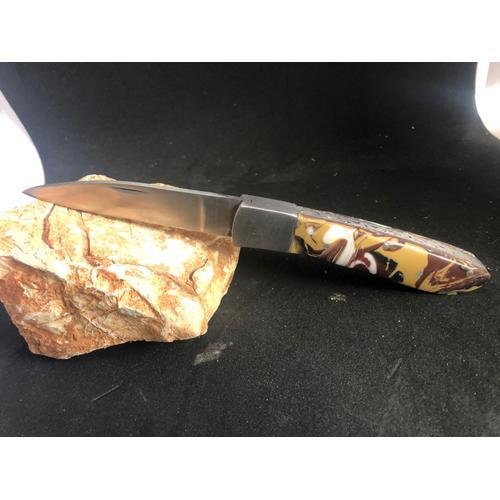 Couteau En Résine Marbrée 19 Cm