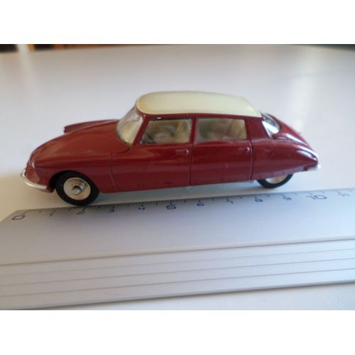 Ds 19 Citroen Rouge-Dinky Toys