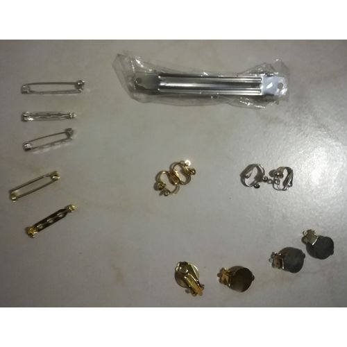Lot De 8 Supports Boucle D'oreille, 5 Supports Broche, 1 Support Barrette Pour Loisirs Créatifs