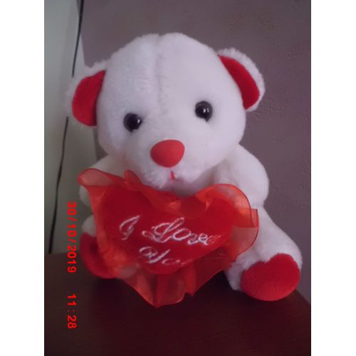Ours Blanc Et Rouge Sandy