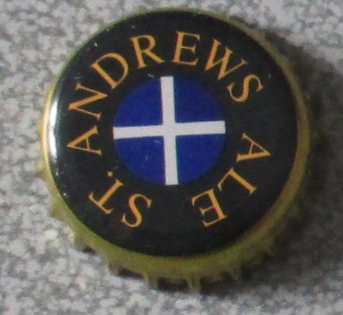 Capsule De Bière Écossaise St. Andrews Amber Ale-Croix Blanche Sur Fond Bleu-Lettre Jaunes Sur Fond Noir- Belhaven Brewery