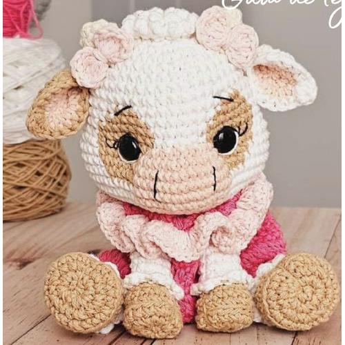 Adorable Peluche Bébé Vache Au Crochet, Amigurumi Fait Main