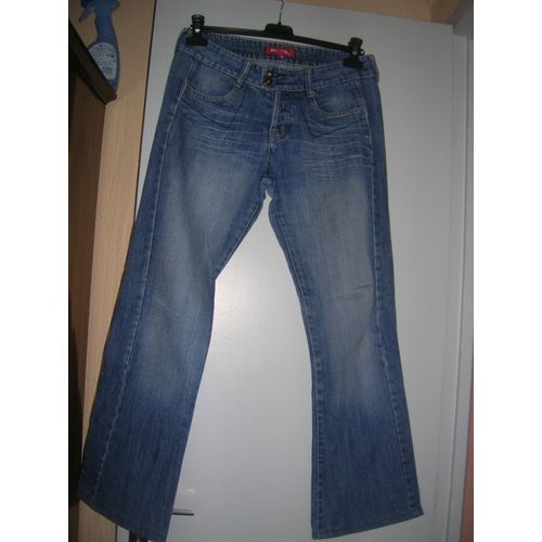 Jean Miss Lucci Taille 40 Coton 100%.