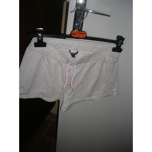 Short Kiabi 16 Ans.