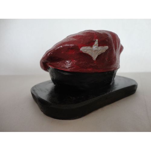 Presse Papier Béret De Parachutiste Anglais