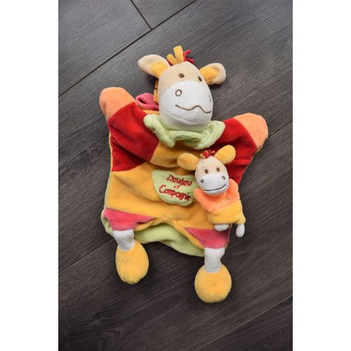 Doudou Et Compagnie Marionnette Cheval Ou Vache Avec Son Petit Rouge Jaune Blanc