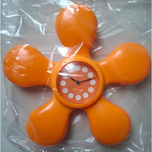 Horloge forme fleur - Avec ventouse - Couleur orange