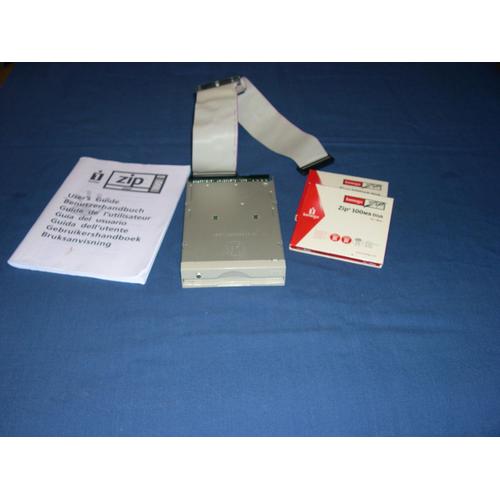 Iomega ZIP 100 - Lecteur de disque - ZIP (100 Mo) - SCSI - externe - bleu