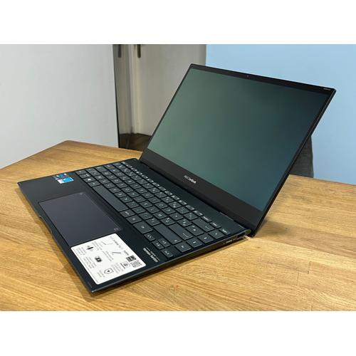 Asus ZenBook Flip 13 OLED UX363EA-HP367T - 13" Intel Core i7 - Ram 16 Go - DD 512 Go