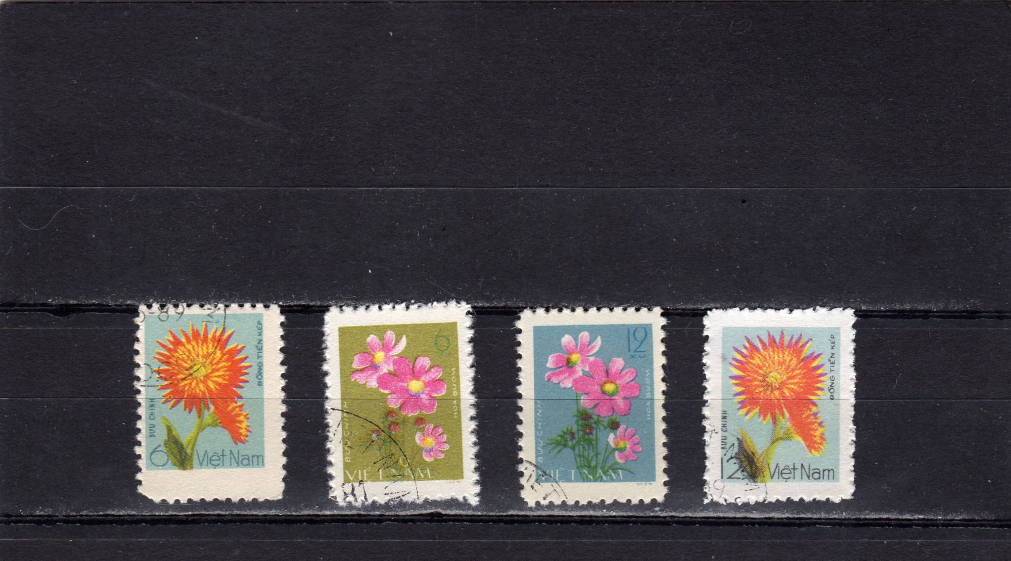 Timbres-Poste Du Viet-Nam (Fleurs)