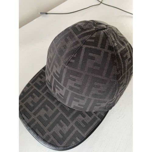 Casquette Fendi À Vendre J¿Ai Acheté Une Autre Casquette 