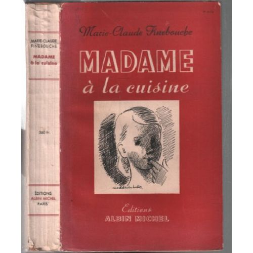Madame À La Cuisine