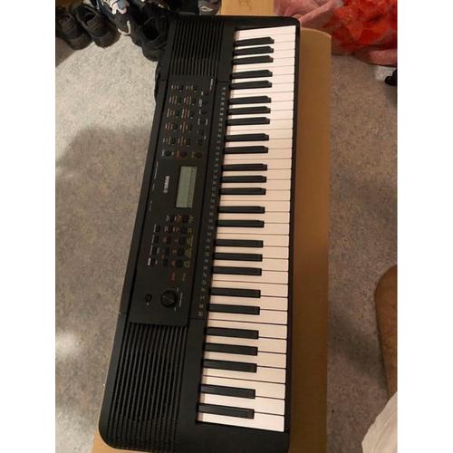 Piano Psr-283