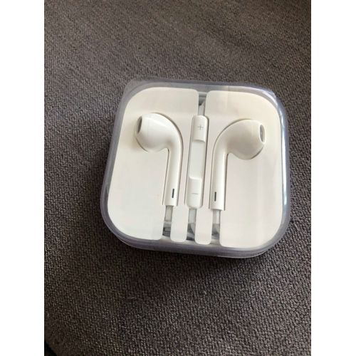 Apple Ear Pods prise jack
