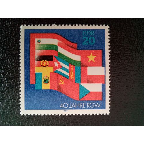 Timbre Allemagne / Rda Yt 2827 Drapeaux Des États Membres Devant Un Drapeau Rouge 1989 ( 41212 )