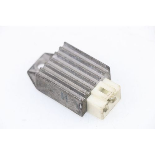Regulateur Charge Zhongyu Movidas 50 2004 - 2007 / 86509