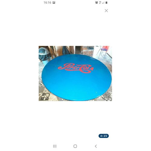 Table Pepsi