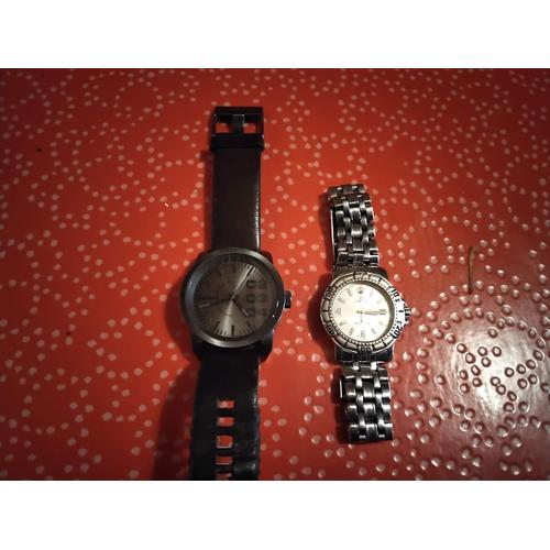 Montres .2 Montres Bonne Etat Vendi Les 2 Ou Separement.Il N On Plu De Pile.1 Diesel. Et 1 Calypso 10 Euros Piece Ou 15 Euros Les Deux