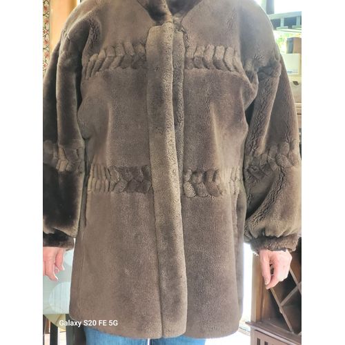Manteau Fourrure Mouton Doré