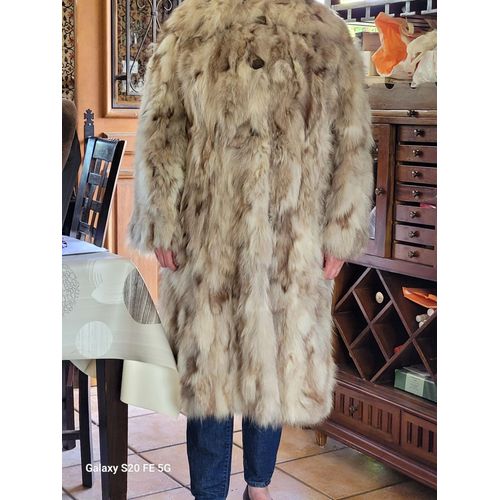 Manteau Fourrure Lapin En Parfait État.